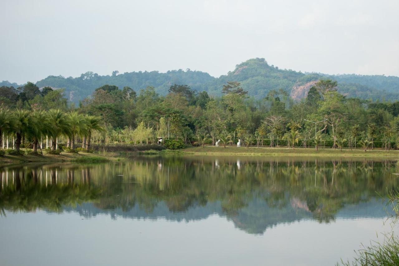 Ravin Home ราวินโฮม Nakhon Nayok Exteriör bild