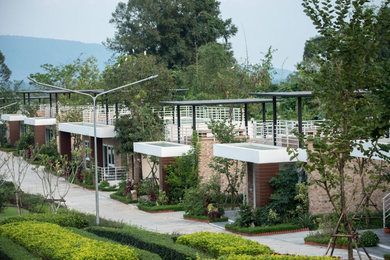 Ravin Home ราวินโฮม Nakhon Nayok Exteriör bild