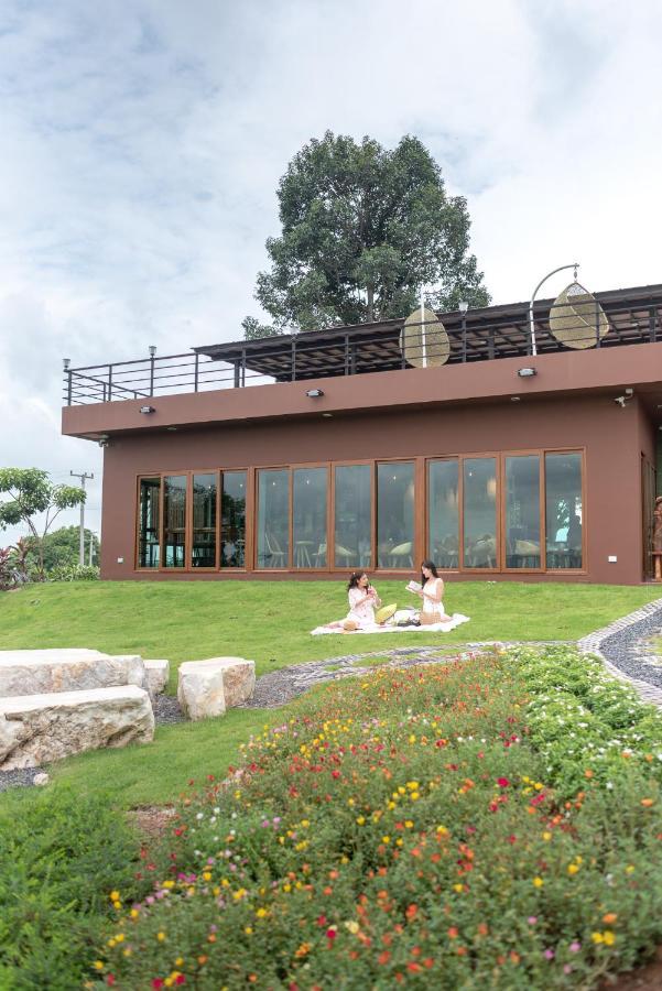 Ravin Home ราวินโฮม Nakhon Nayok Exteriör bild