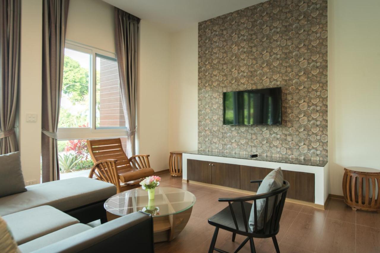 Ravin Home ราวินโฮม Nakhon Nayok Exteriör bild