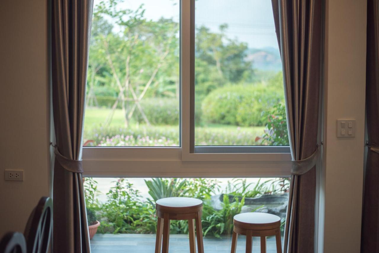 Ravin Home ราวินโฮม Nakhon Nayok Exteriör bild