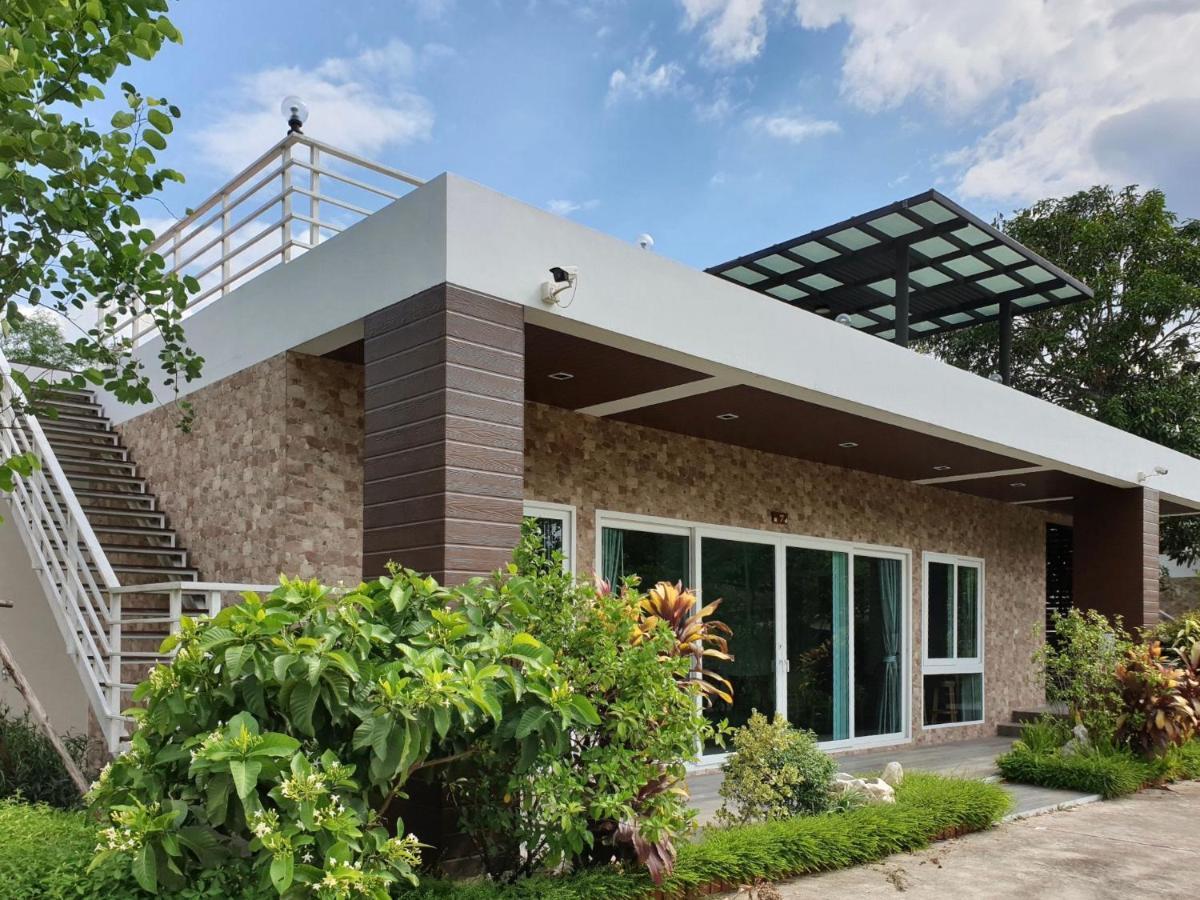 Ravin Home ราวินโฮม Nakhon Nayok Exteriör bild