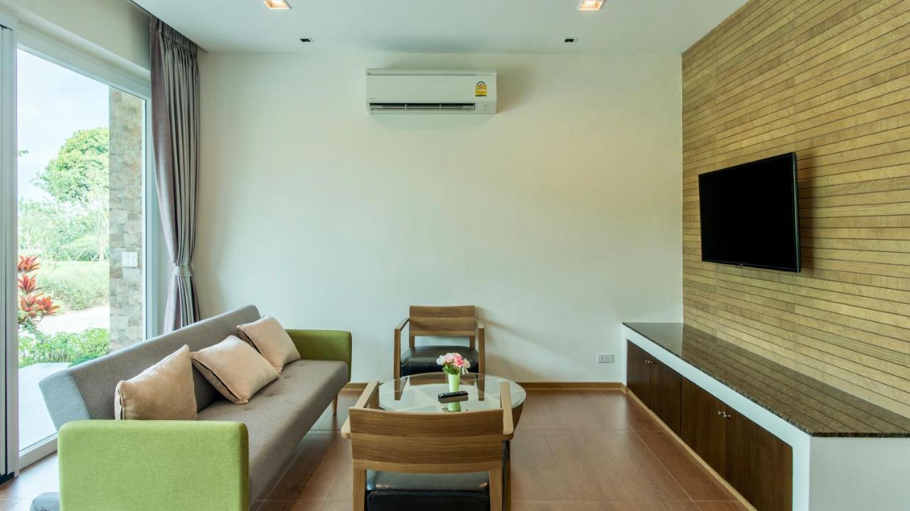 Ravin Home ราวินโฮม Nakhon Nayok Exteriör bild