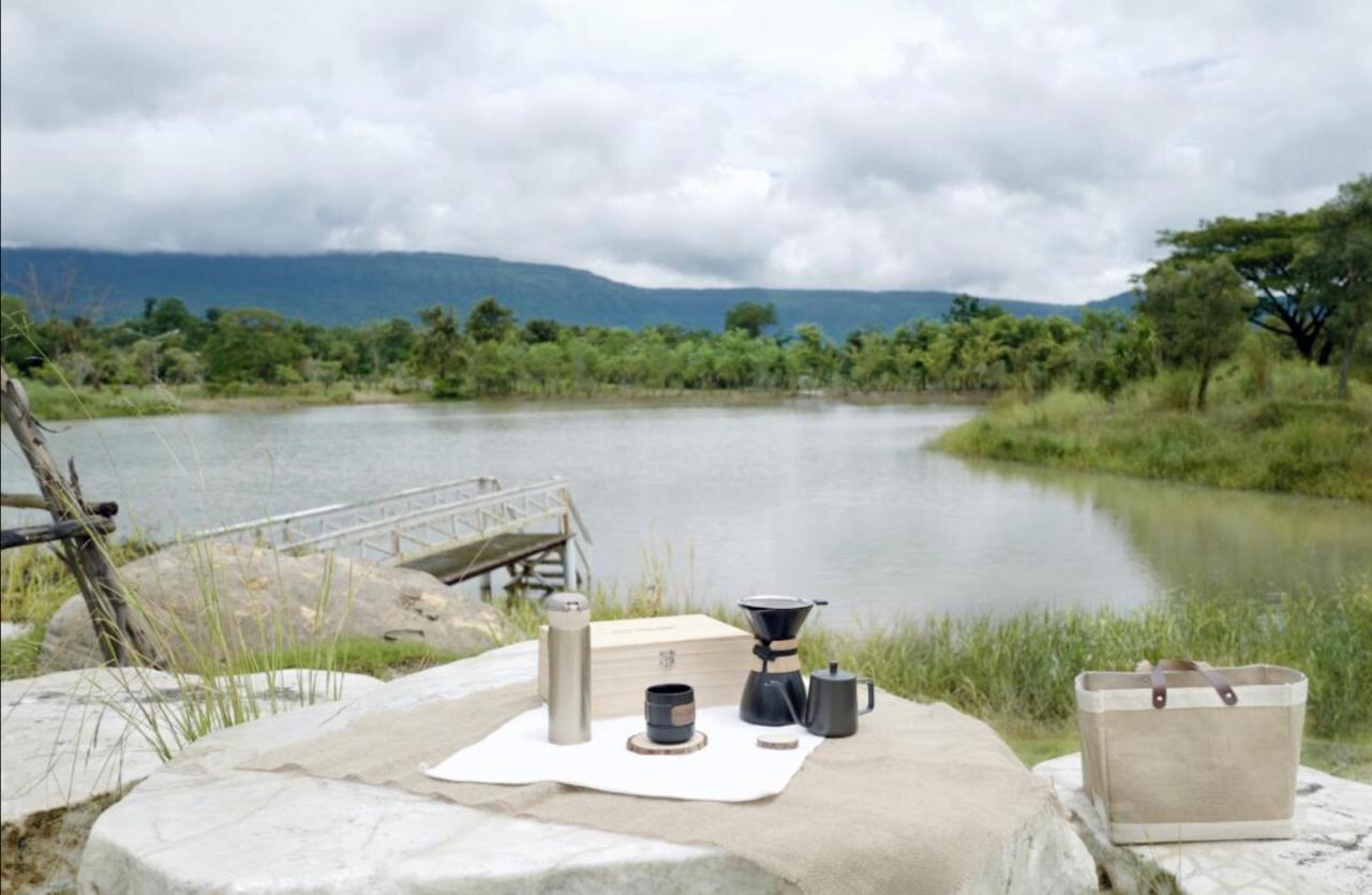 Ravin Home ราวินโฮม Nakhon Nayok Exteriör bild
